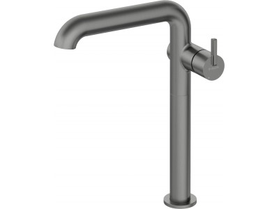 Tall basin mixer with rectangular spout