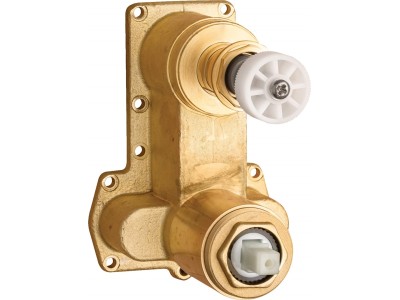 Flush-mounted mixer BOX body with spray