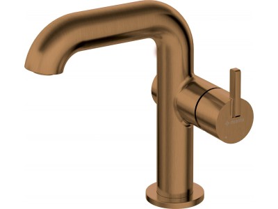 Washbasin mixer with rectangular spout