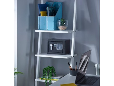 Yale YSV/170/DB2 Free Standing Safe 3