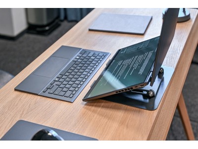 Adjustable, rotatable, ergonomic laptop stand 10–17&quot