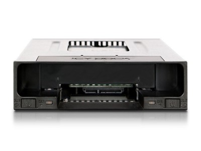 Icy Dock MB795SP-B drive bay panel