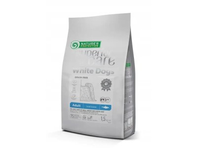 NATURE`S PROTECTION Superior Care White dog