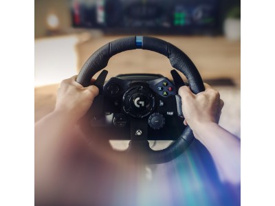 Logitech G G923 Racing Wheel and