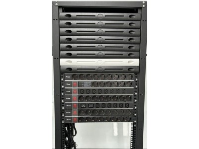 Equip 333319 power distribution unit (PDU)