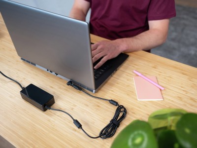 Trust Primo Universal 90W laptop charger