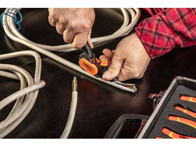 NEO tools 01-400 cable stripper