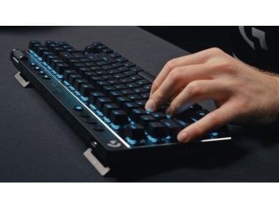 Logitech G PRO X TKL keyboard