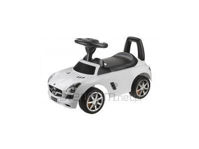 Wild boar Mercedes-Benz bia y