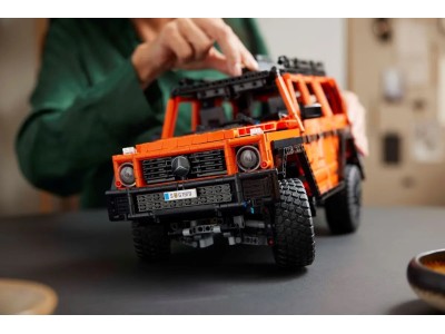 42177 Technic Mercedes-Benz G 500 PROFESSIONAL
