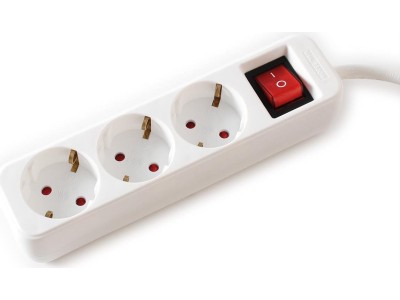 VALUE 3-fach Steckdosenleiste mit Schalter, weiß