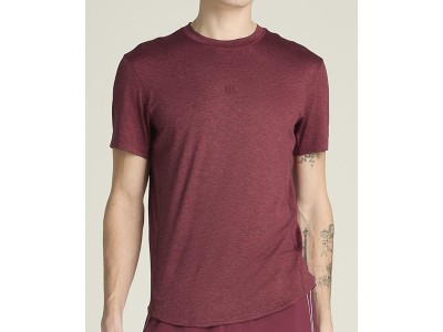 M EVERYDAY PERFORMANCE TEE CRANBERRY