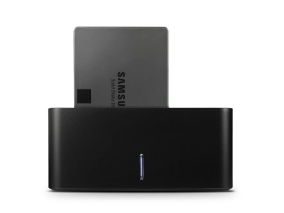Axagon ADSA-SN storage drive docking station