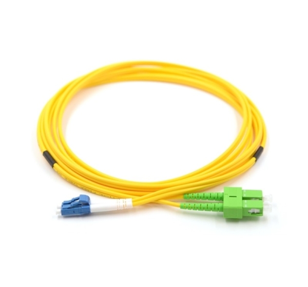 ElectroBase ® SC/APC-LC/UPCOptiskais komutācijas kabelis/ duplex/ SM/ 2m