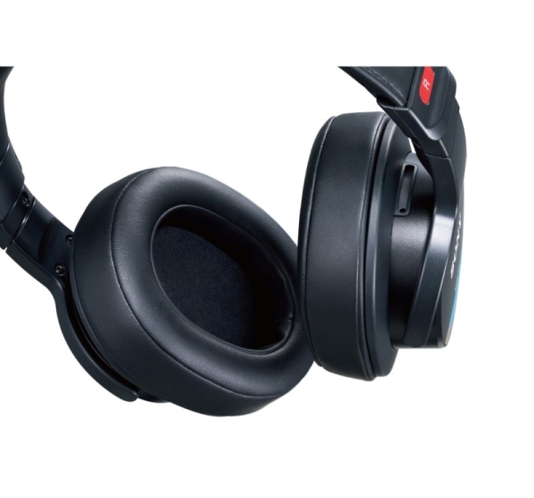 Sony MDR-M1 - closed studio headphones