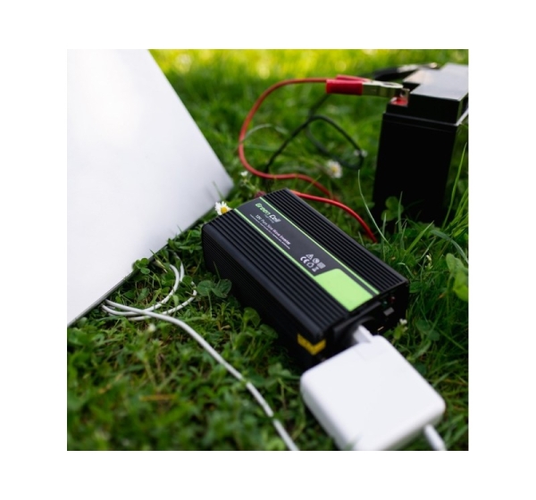 Green Cell INV15 power adapter/inverter Auto 3000 W Black