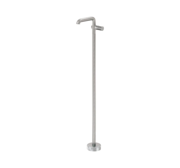 Freestanding basin faucet