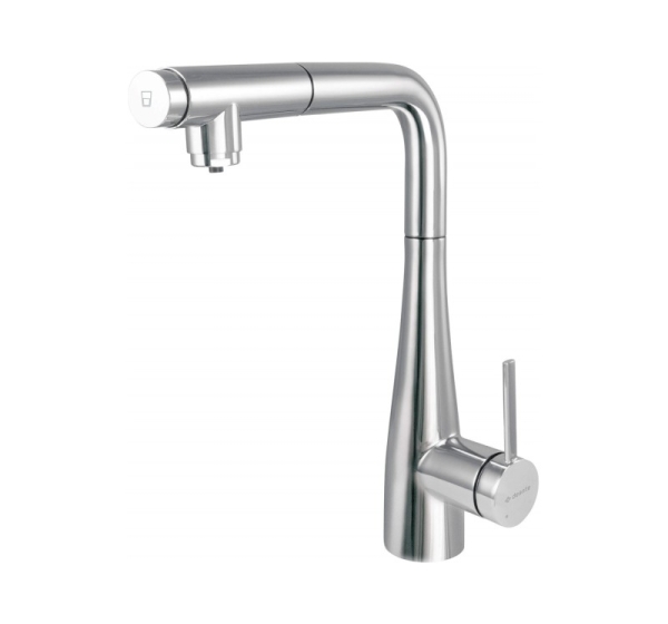 Kitchen faucet with water filter connection with pull-out spout