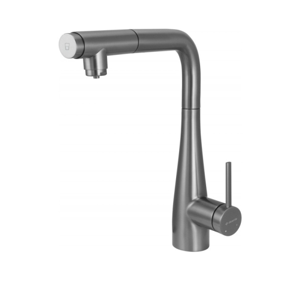 Kitchen faucet with water filter connection with pull-out spout