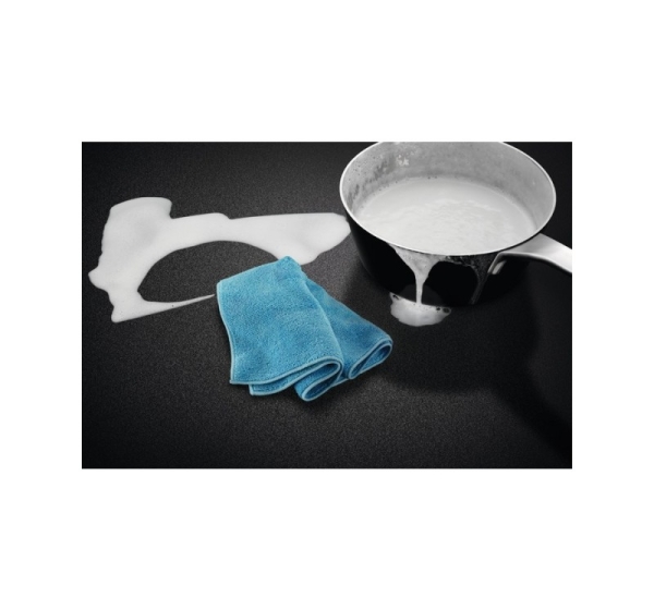 Electrolux Serie 700 EIS82453IZ Black Built-in 80 cm Zone induction hob 4 zone(s)