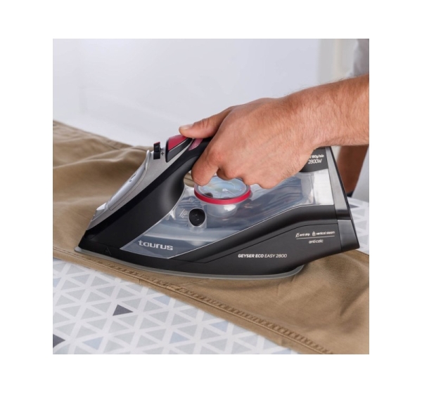 Taurus Geyser Eco 2800W Iron