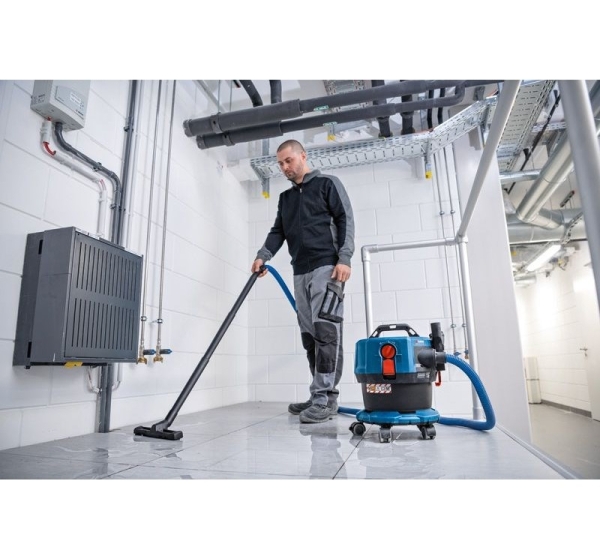 Bosch GAS 18V-12 MC Professional 12 L Cylinder vacuum Dry&wet Combi