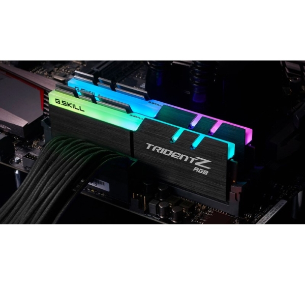 G.Skill Trident Z RGB F4-3600C18D-32GTZR memory module 32 GB 2 x 16 GB DDR4 3600 MHz