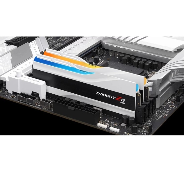 G.Skill Trident Z5 RGB memory module 32 GB 2 x 16 GB DDR5 6000 MT/s