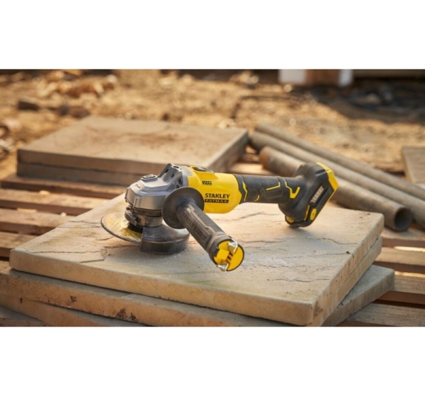 STANLEY FatMax SFMCG710B Angle Grinder