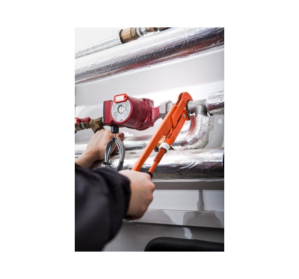 NEO tools 02-132 pipe wrench